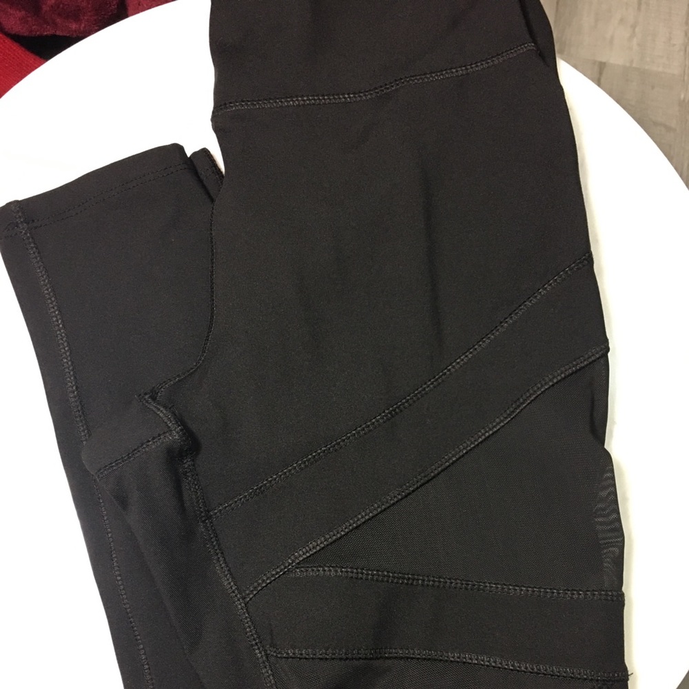Jessica Simpson leggings